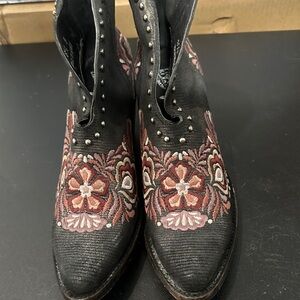 Old Gringo Black and Pink Embroidered Ankle Boots